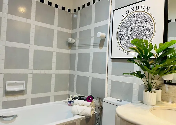 Private Pool Sukhumvit 26 Near Bts Phrom Phong And Emsphere Villa
