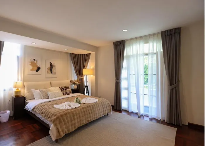 Villa Private Pool Sukhumvit 26 Near Bts Phrom Phong And Emsphere