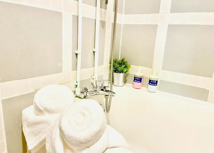 Private Pool Sukhumvit 26 Near Bts Phrom Phong And Emsphere Bangkok
