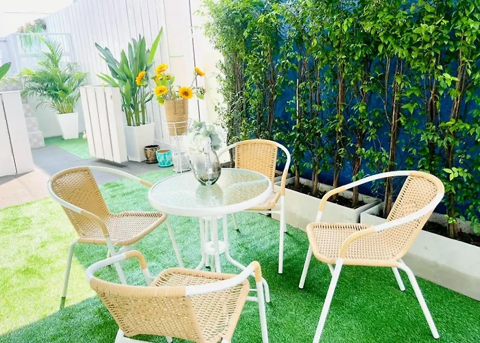 Private Pool Sukhumvit 26 Near Bts Phrom Phong And Emsphere Bangkok