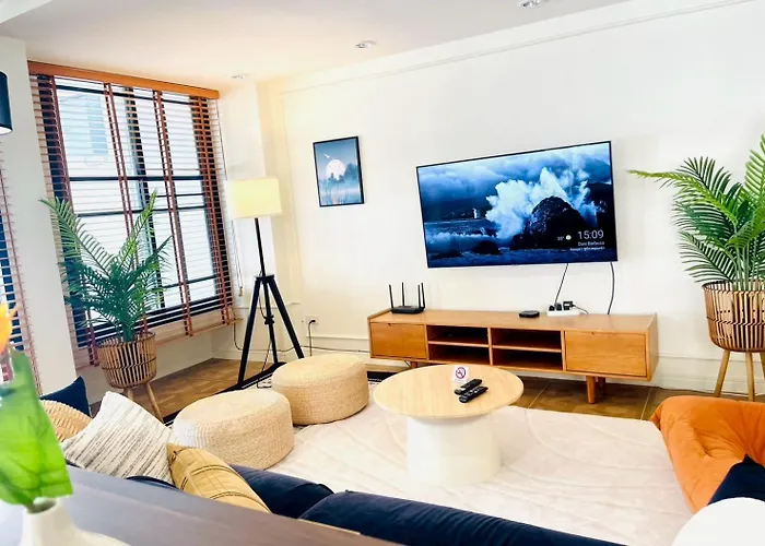 Villa Private Pool Sukhumvit 26 Near Bts Phrom Phong And Emsphere Bangkok
