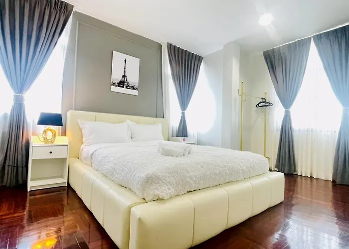 Private Pool Sukhumvit 26 Near Bts Phrom Phong And Emsphere * Bangkok