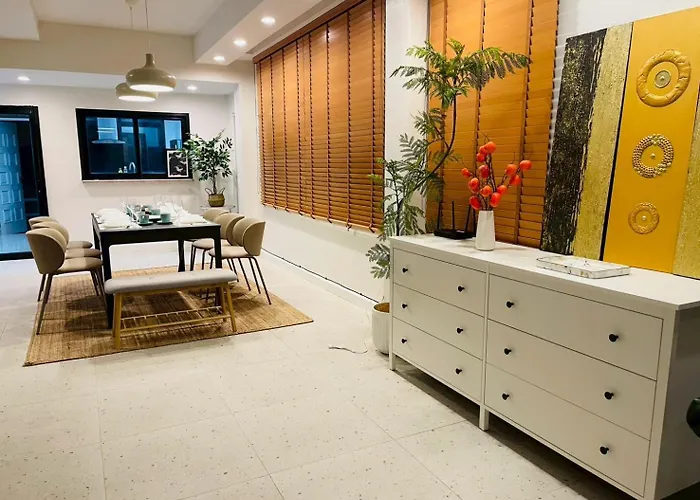Villa Private Pool Sukhumvit 26 Near Bts Phrom Phong And Emsphere Bangkok