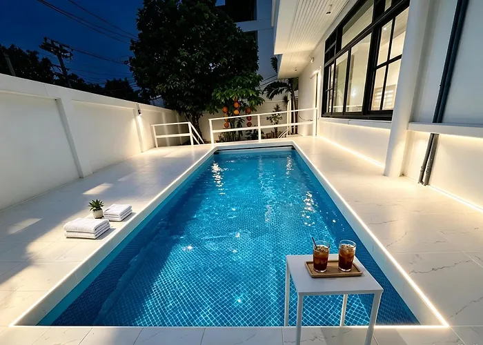 ヴィラ Private Pool Sukhumvit 26 Near Bts Phrom Phong And Emsphere *