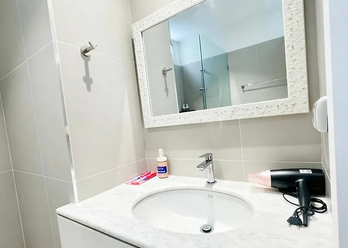 ヴィラ Private Pool Sukhumvit 26 Near Bts Phrom Phong And Emsphere バンコク都