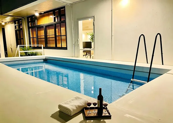 Private Pool Sukhumvit 26 Near Bts Phrom Phong And Emsphere ヴィラ