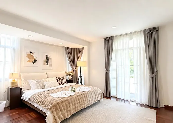 Private Pool Sukhumvit 26 Near Bts Phrom Phong And Emsphere ヴィラ *